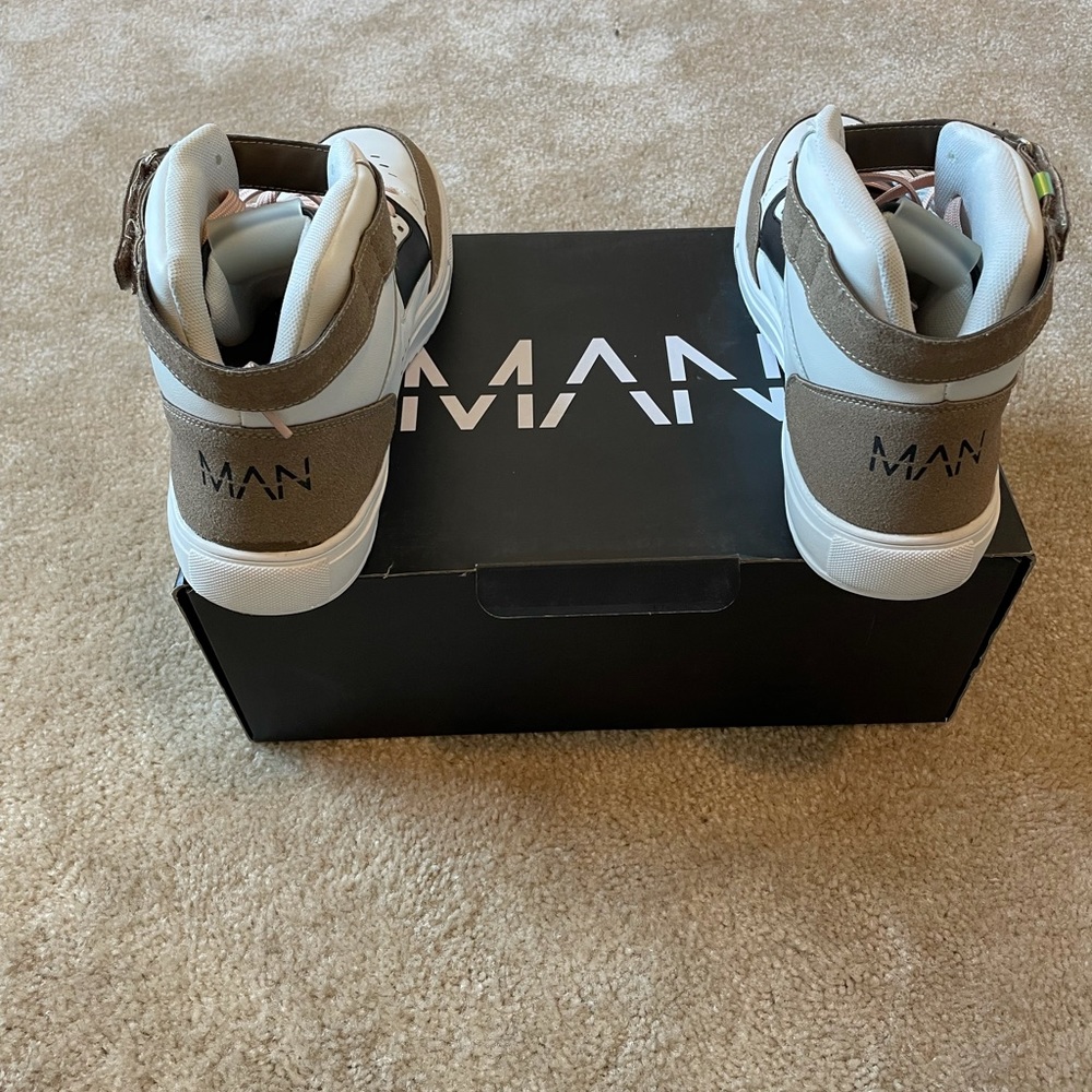 Hi Top Trainer - Picture 5 of 5